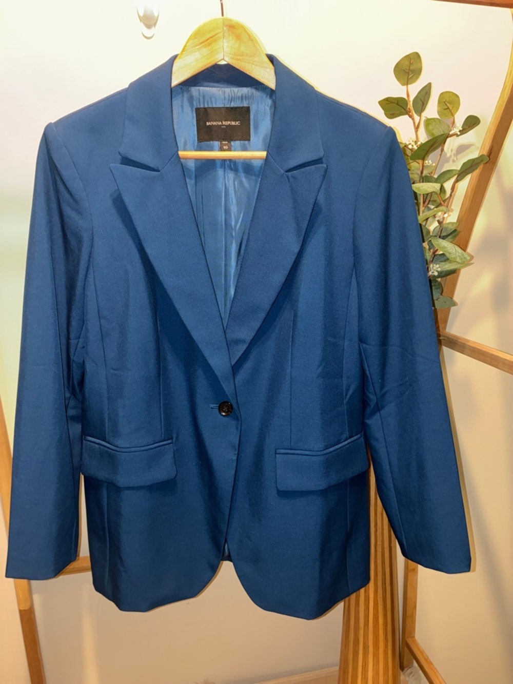 Banana Republic Women's Dark Blue Single-Button Blazer